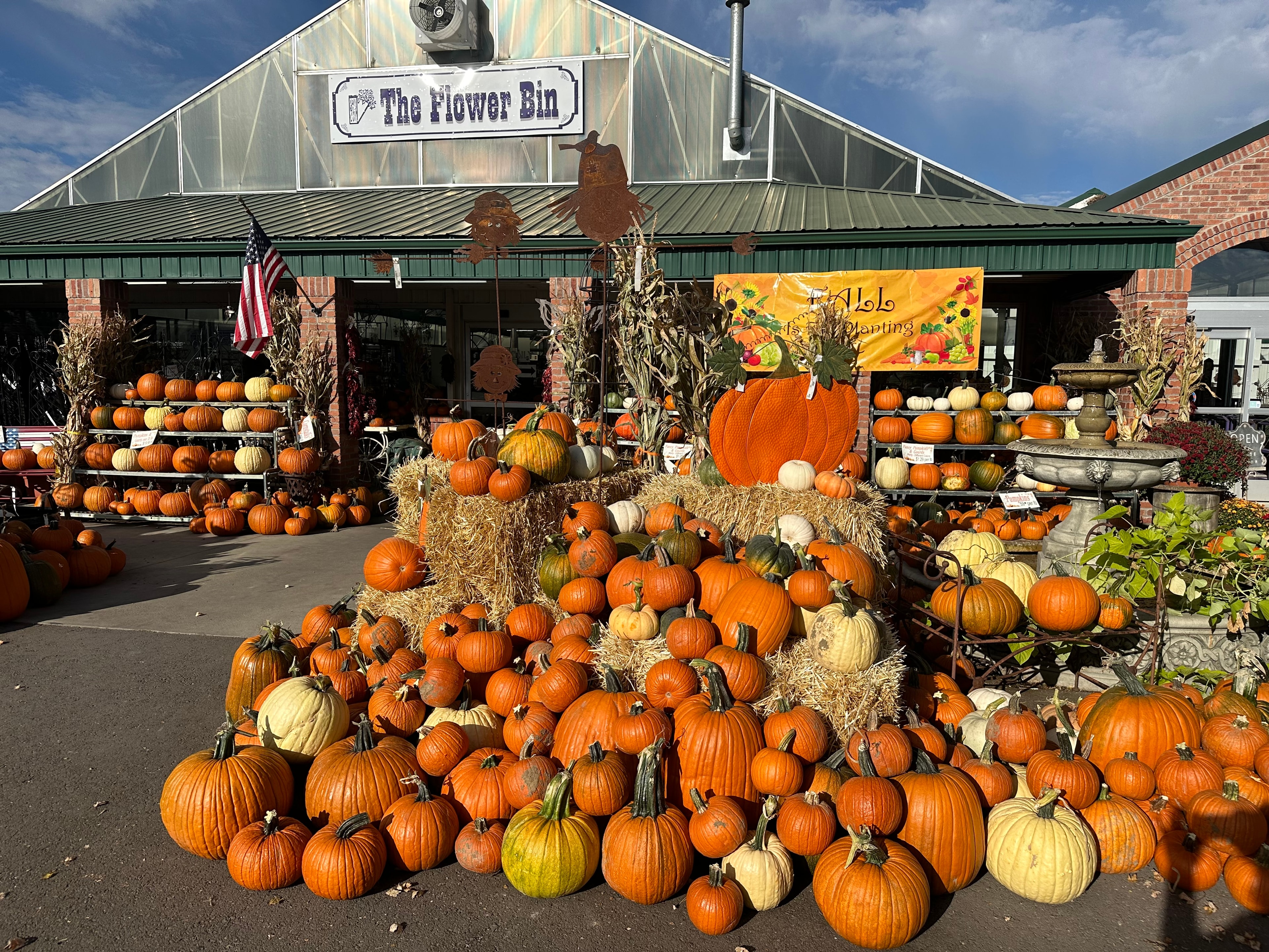 Seasonal Décor